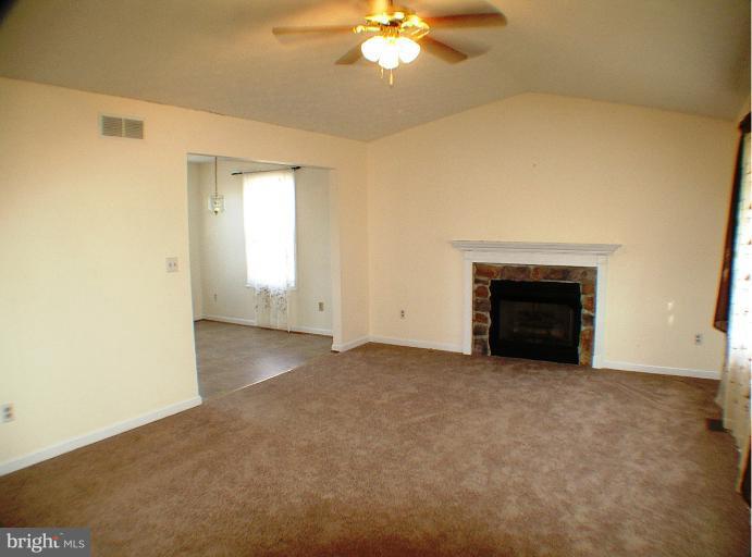 421 Hunting Road Winchester, VA 22603 - Photo 27 of 30 LIVING ROOM
