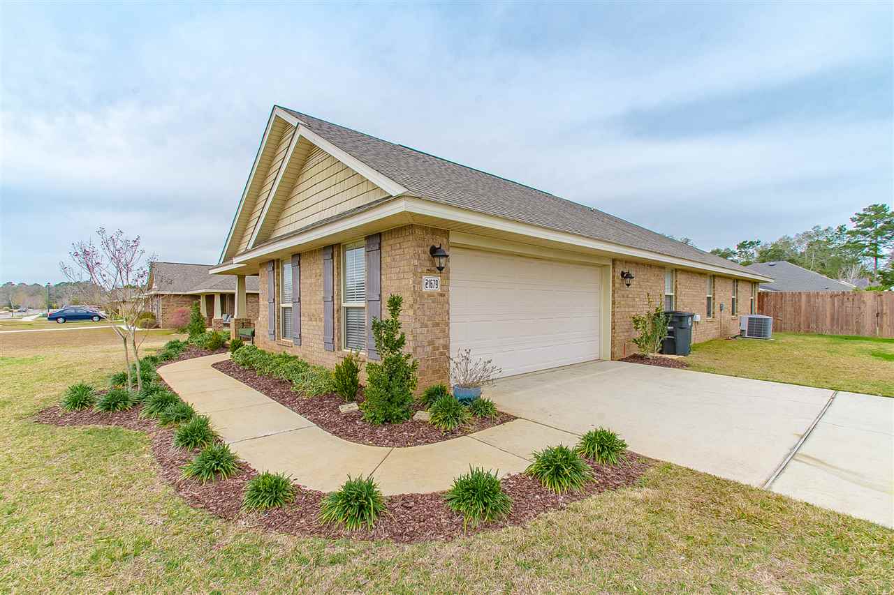 21679 Harness Street Fairhope, AL 36532 - Photo 3 of 34