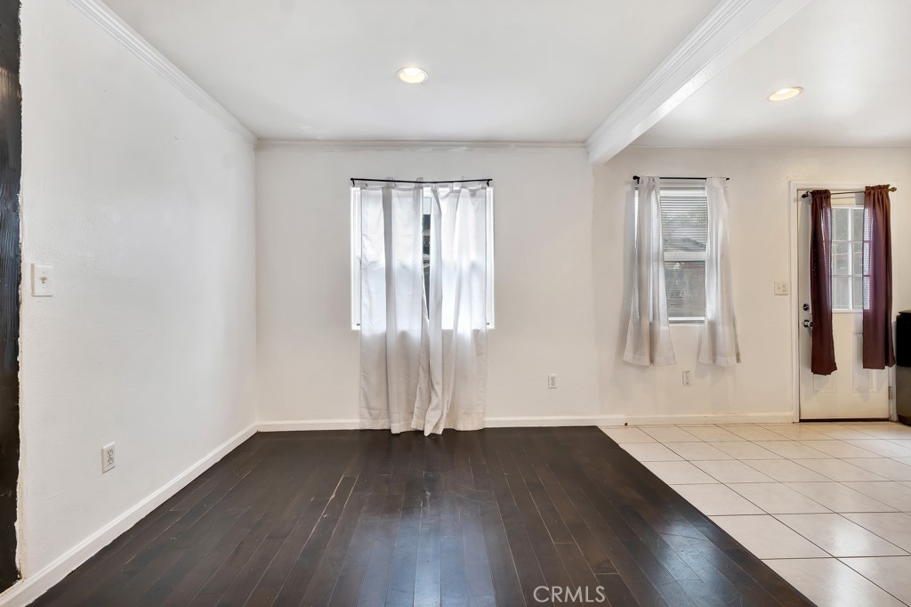 14962 Genoa Street Sylmar, CA 91342 - Photo 11 of 35