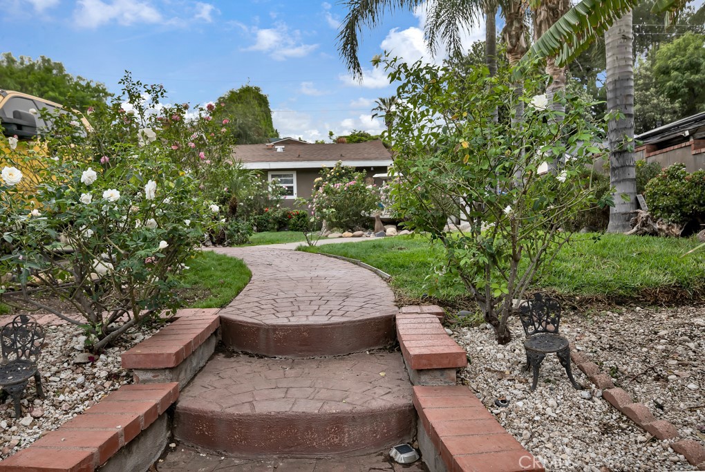 14962 Genoa Street Sylmar, CA 91342 - Photo 2 of 35