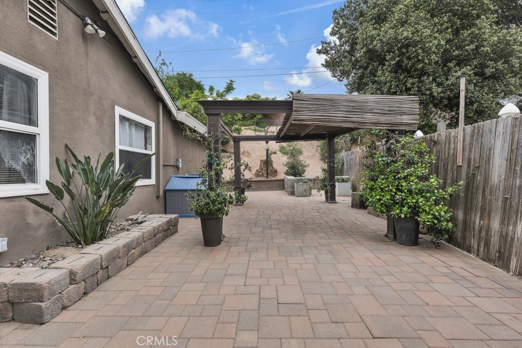 14962 Genoa Street Sylmar, CA 91342 - Photo 25 of 35