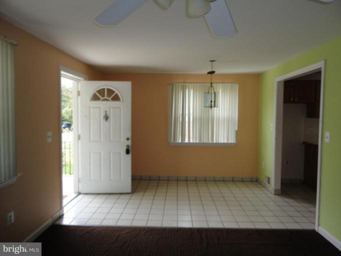 2803 Harris Avenue Silver Spring, MD 20902 - Photo 4 of 9 Dining Area