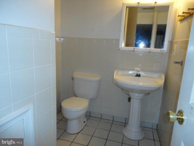 2803 Harris Avenue Silver Spring, MD 20902 - Photo 7 of 9 Bath #2
