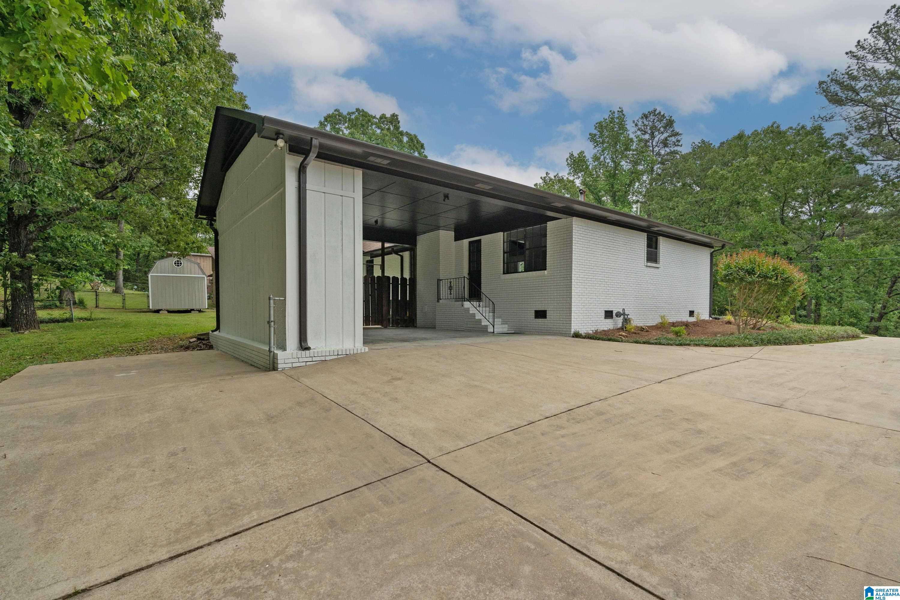160 Space Road Bessemer, AL 35023 - Photo 32 of 34