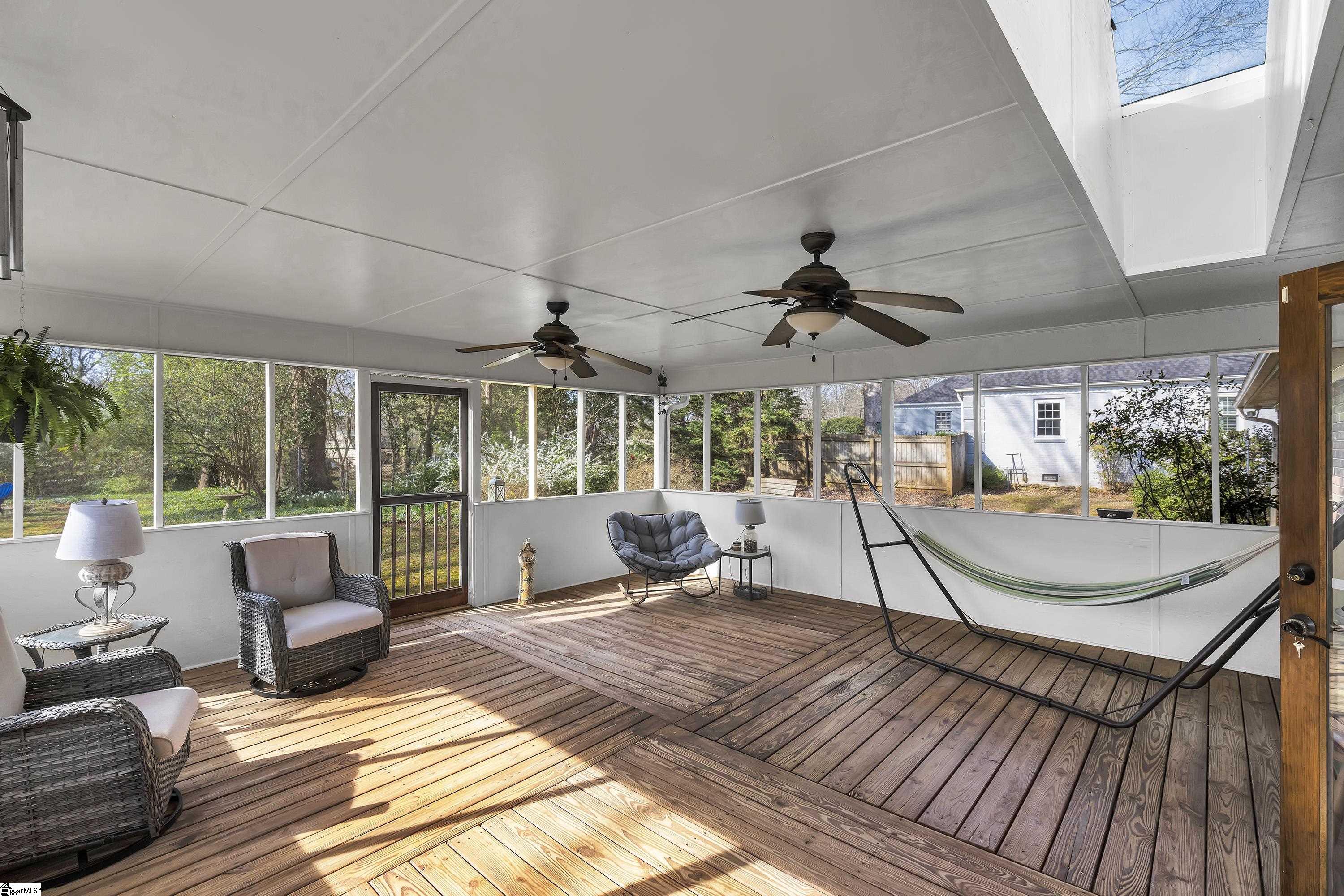 17 Covington Road Greenville, SC 29617 - Photo 3 of 23 Gallery Image 3