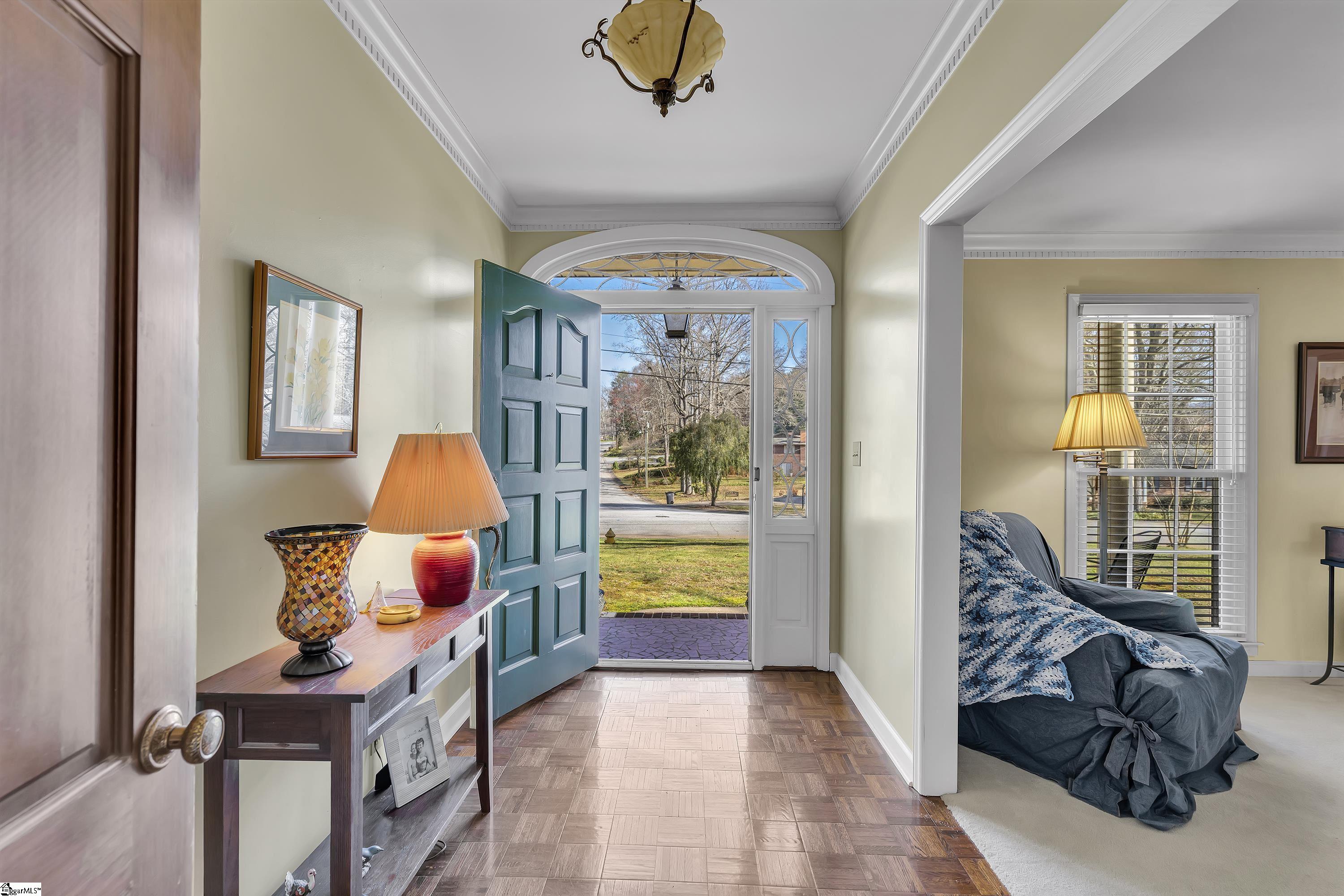 17 Covington Road Greenville, SC 29617 - Photo 5 of 23 Gallery Image 5