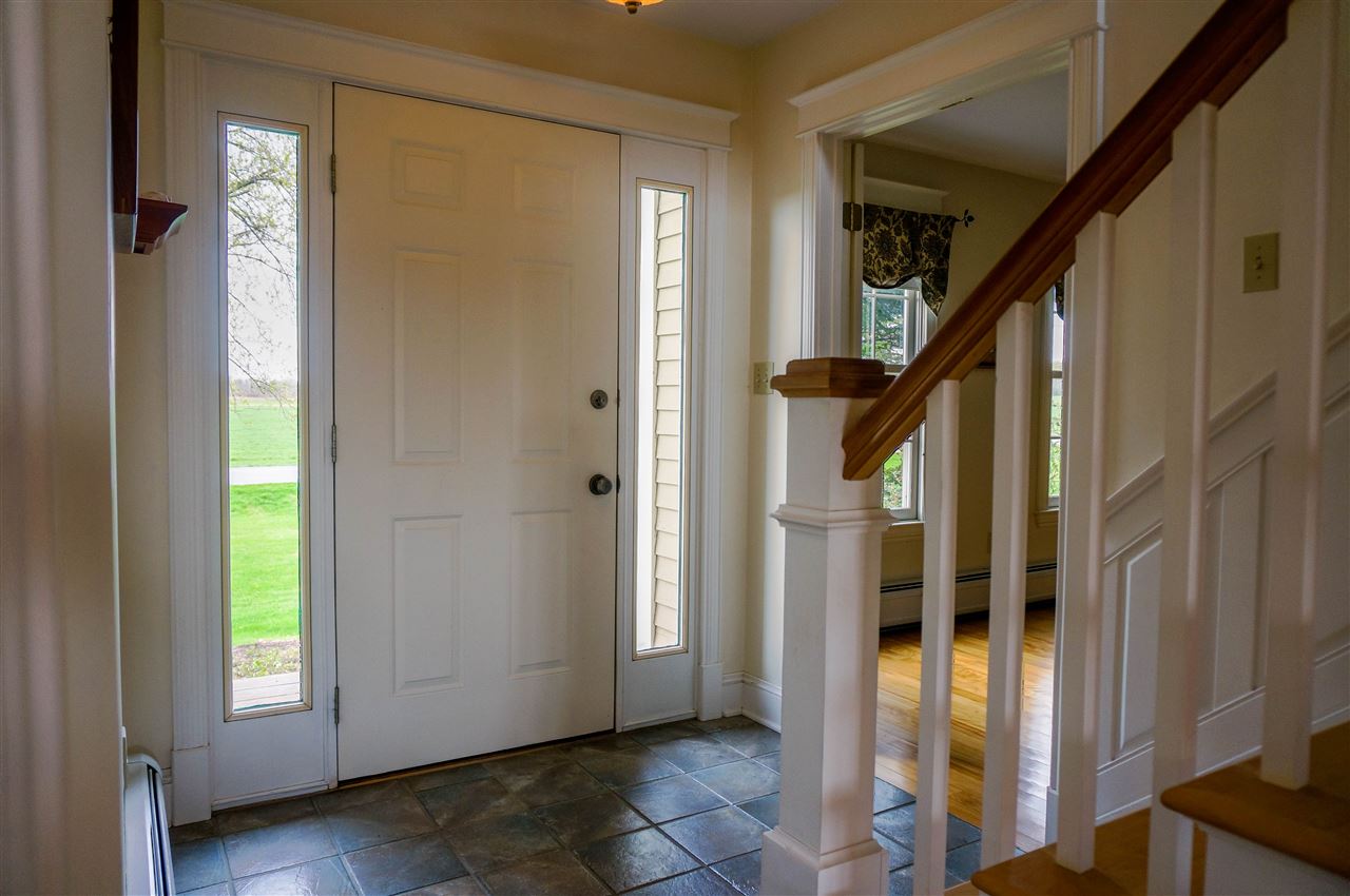 989 Greenbush Road Charlotte, VT 05445 - Photo 2 of 31 Gallery Image 2