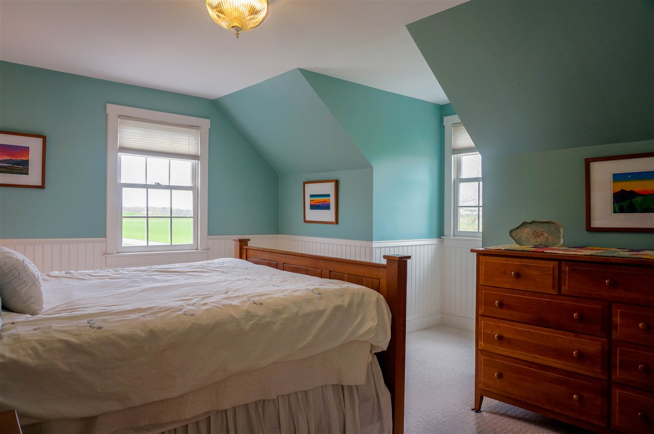 989 Greenbush Road Charlotte, VT 05445 - Photo 16 of 31 Gallery Image 16