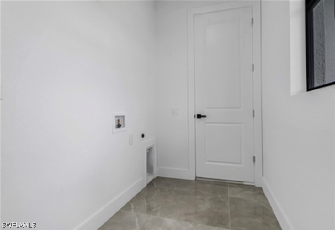 2607 4th Street Southwest Lehigh Acres, FL 33976 - Photo 19 of 21 a view of small space