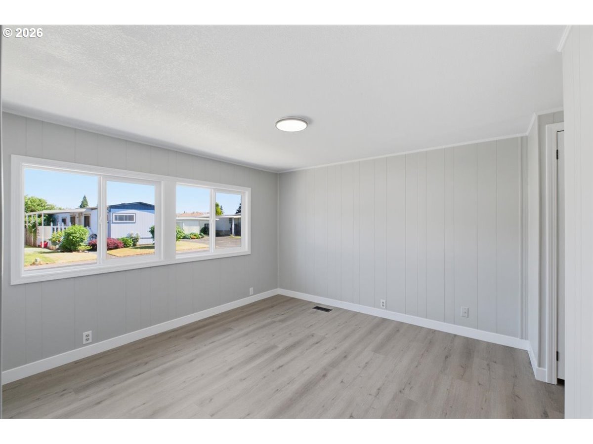 5422 Portland Road Northeast, Unit 79 Salem, OR 97305 - Photo 27 of 48