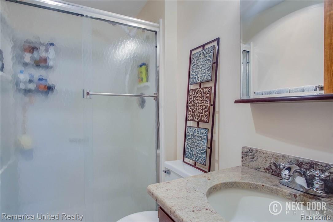 8890 Dwyer Road Howell, MI 48855 - Photo 25 of 32 DSC06304Blended.jpg