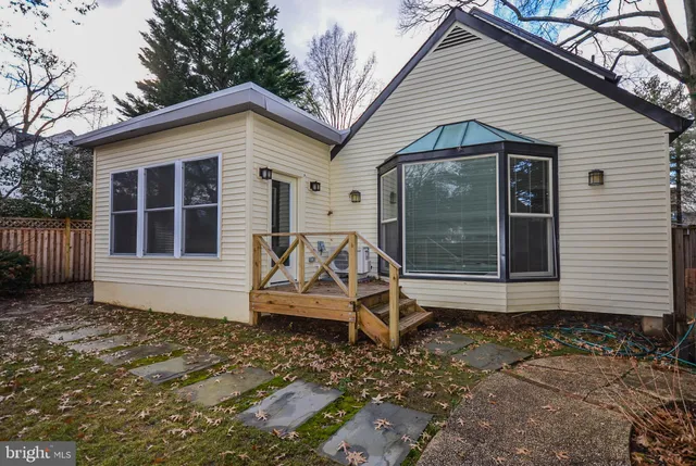 $6,500 | 7205 46th Street, Chevy Chase, MD 20815