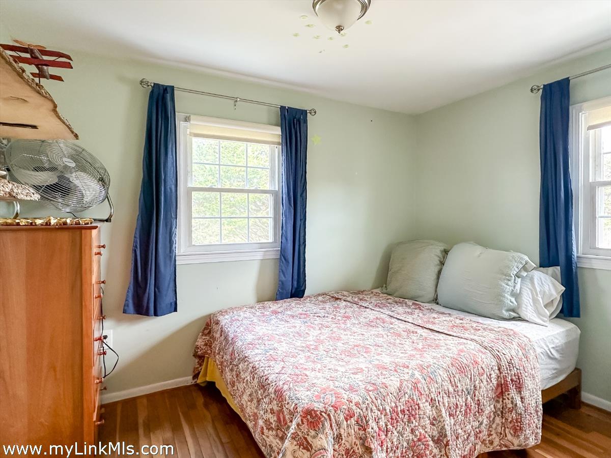 10 Rumpus Ridge Road Chilmark, MA 02535 - Photo 21 of 32 Gallery Image 21
