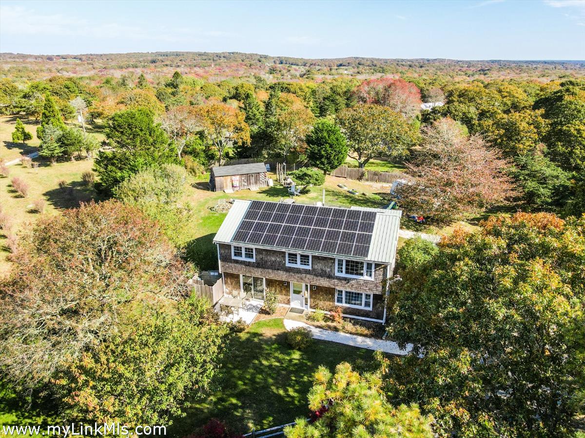 10 Rumpus Ridge Road Chilmark, MA 02535 - Photo 4 of 32 Gallery Image 4