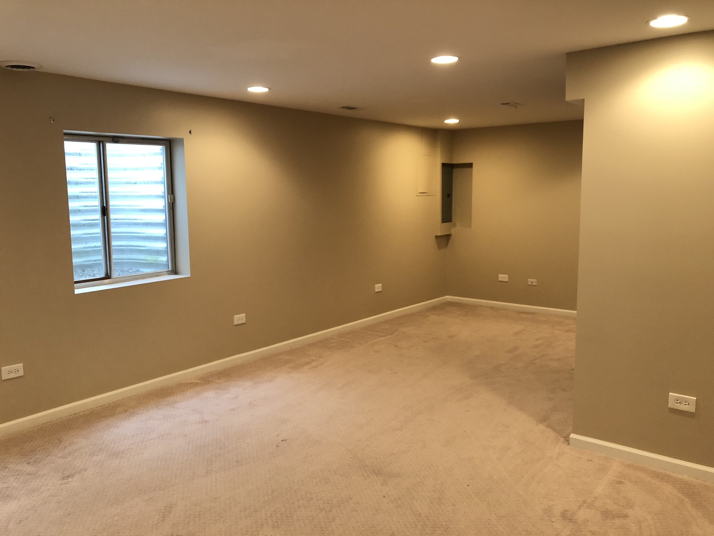3005 Crystal Rock Road Naperville, IL 60564 - Photo 26 of 31 a view of an empty room with a window