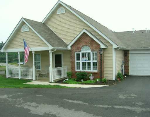 107 Rana Lane Gibsonia, PA 15044 - Photo 1 of 7 Exterior Front.