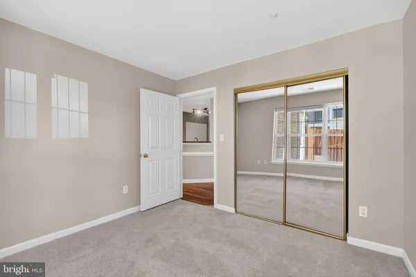 $435,000 | 6607 Thackwell Way, Unit 2201, Alexandria, VA 22315