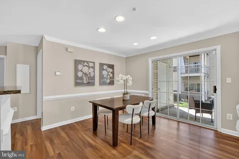 $435,000 | 6607 Thackwell Way, Unit 2201, Alexandria, VA 22315