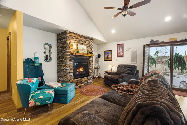 $682,000 | 13439 North Shimmering Court, Rathdrum, ID 83858