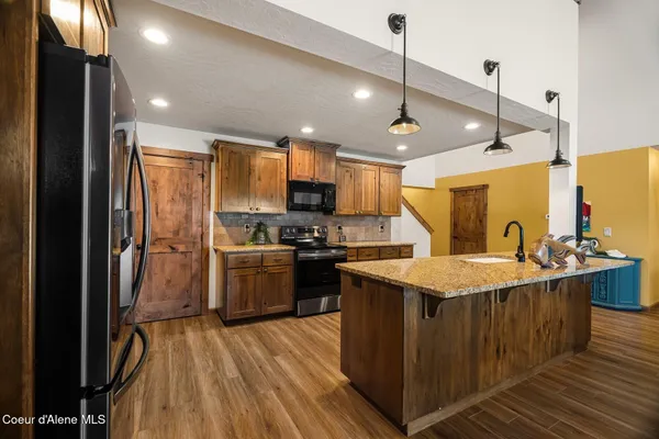 $682,000 | 13439 North Shimmering Court, Rathdrum, ID 83858