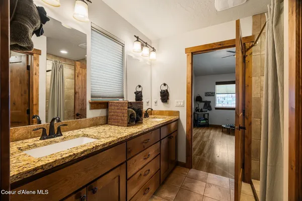 $682,000 | 13439 North Shimmering Court, Rathdrum, ID 83858