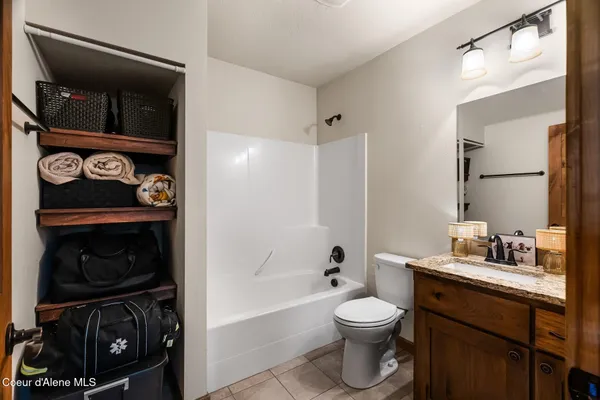 $682,000 | 13439 North Shimmering Court, Rathdrum, ID 83858