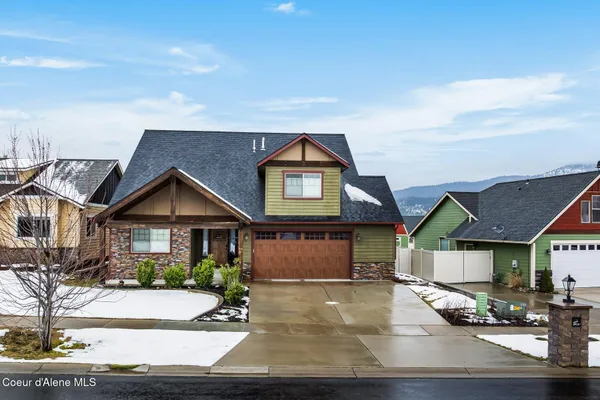 $682,000 | 13439 North Shimmering Court, Rathdrum, ID 83858
