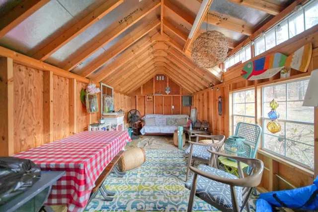 $150,000 | 7640 Napoleon Road, Jackson, MI 49201