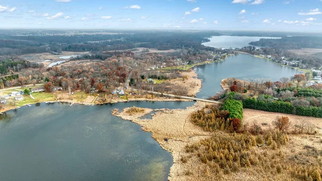 $150,000 | 7640 Napoleon Road, Jackson, MI 49201