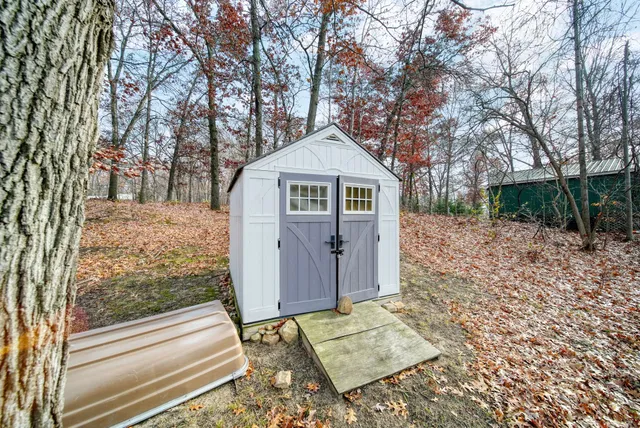 $150,000 | 7640 Napoleon Road, Jackson, MI 49201