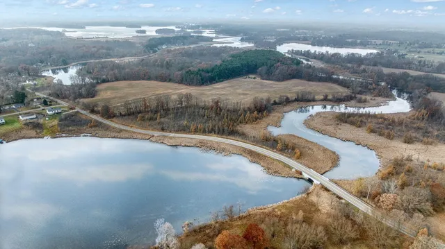 $150,000 | 7640 Napoleon Road, Jackson, MI 49201