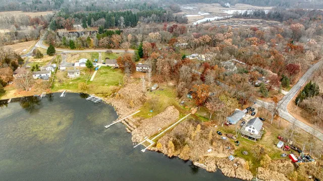 $150,000 | 7640 Napoleon Road, Jackson, MI 49201