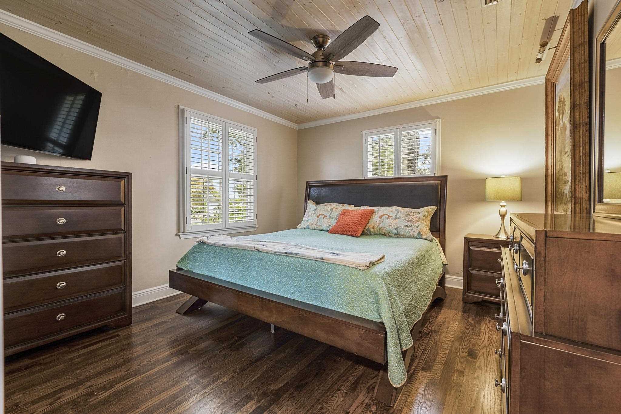 426 Gibbs Road Pensacola, FL 32507 - Photo 6 of 35