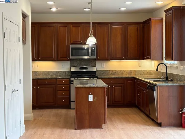 $3,300 | 192 South Tranquilidad Street, Mountain House, CA 95391