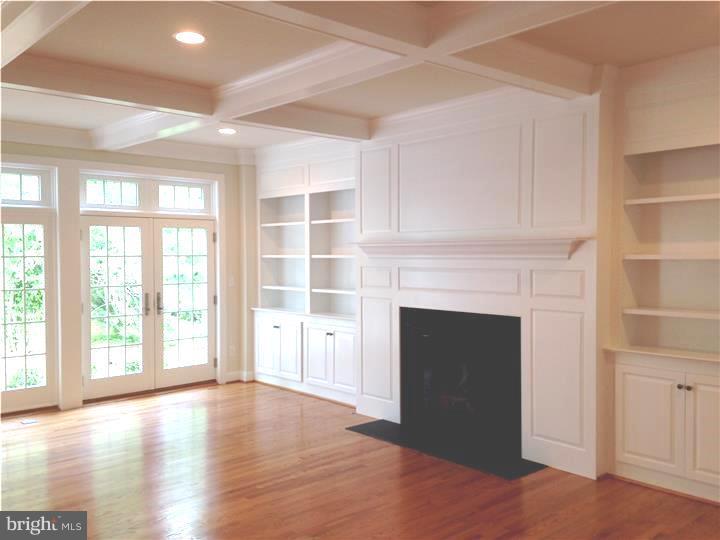 327 Exeter Road Devon, PA 19333 - Photo 3 of 4