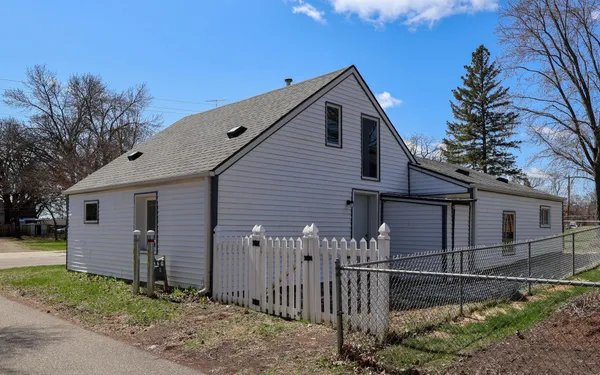 $159,000 | 511 3rd Street Northeast, St. Cloud, MN 56304