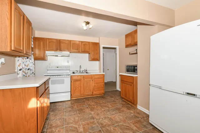 $180,000 | 1601 Richard Avenue, Mount Pleasant, WI 53403