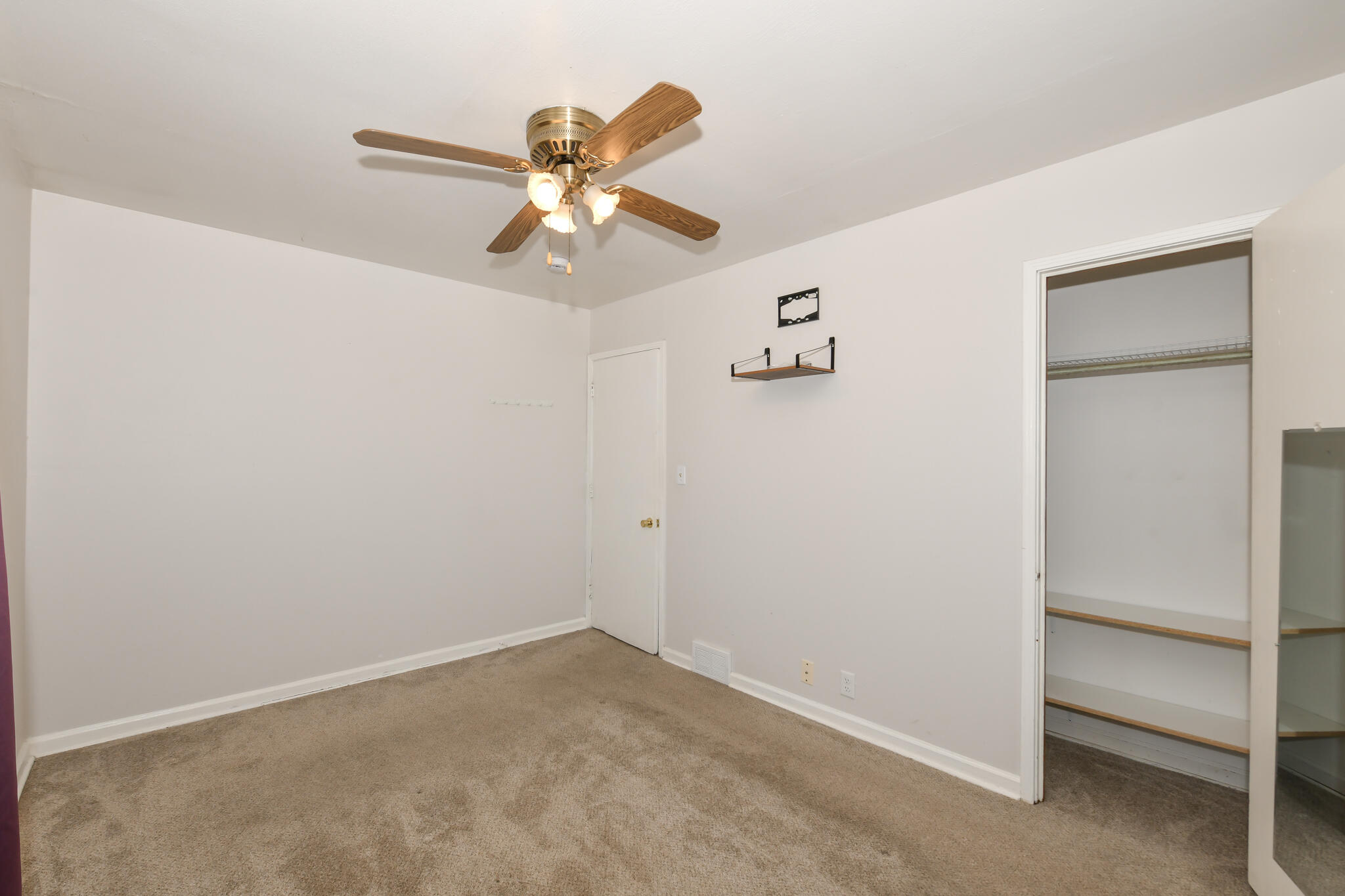 1601 Richard Avenue Mount Pleasant, WI 53403 - Photo 20 of 33 HEN_ (20)