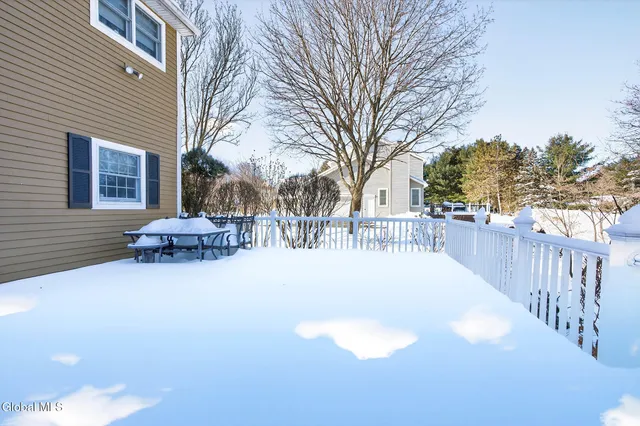 $699,000 | 5 Cephalonia Drive, Niskayuna, NY 12309