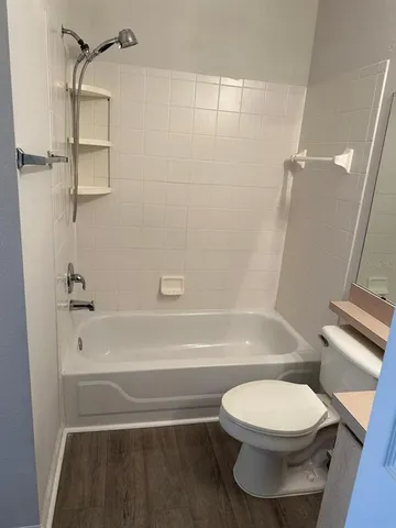 $1,770 | 4352 South Kirkman Road, Unit 1204, Orlando, FL 32811