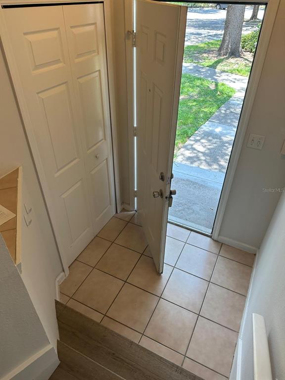 4352 South Kirkman Road, Unit 1204 Orlando, FL 32811 - Photo 5 of 23 a bathroom with a shower