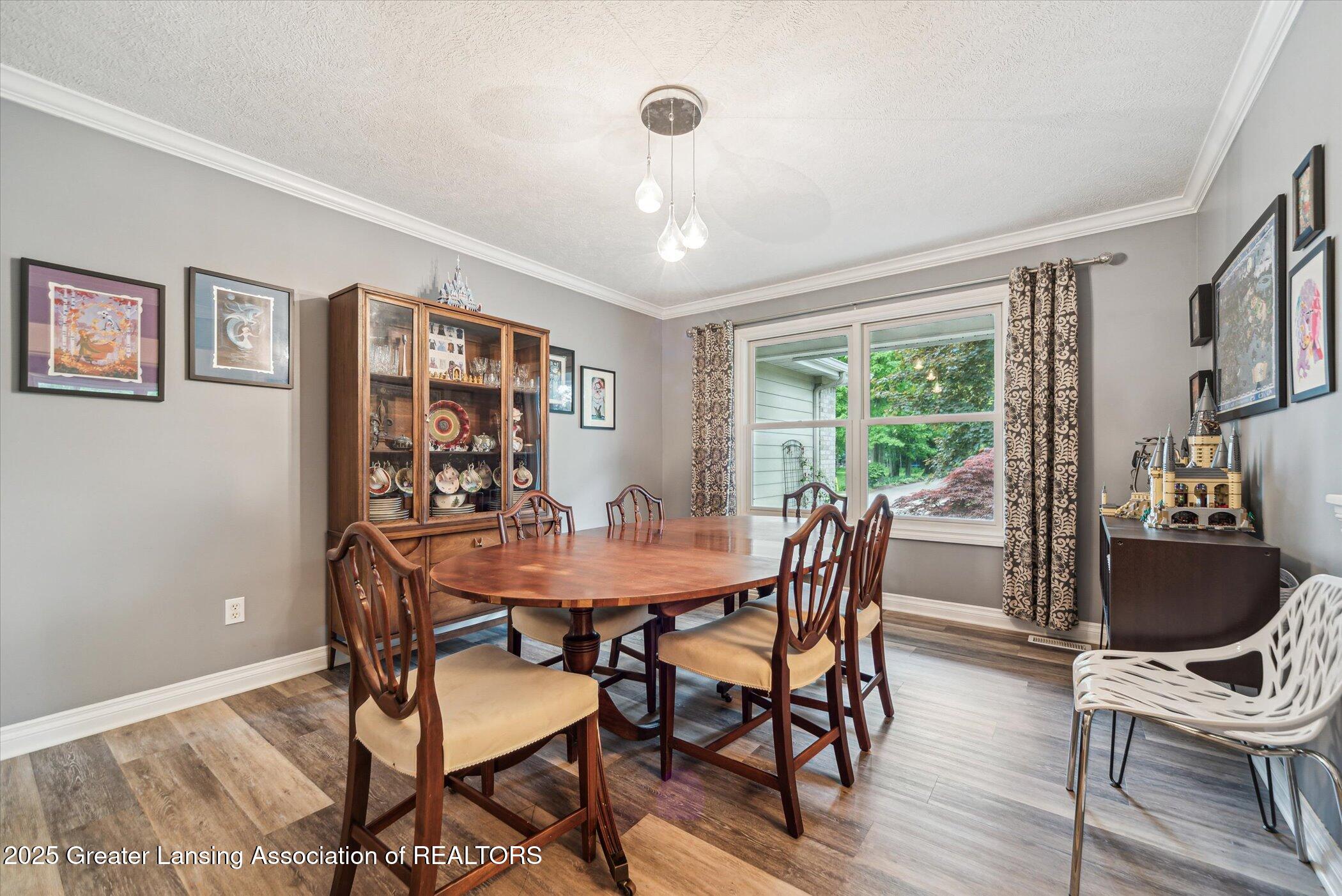 1058 Buckingham Road Haslett, MI 48840 - Photo 22 of 46 25-1058-Buckingham-Rd-Haslett-MI-48840-W