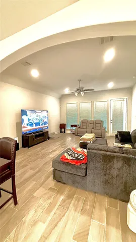 $2,475 | 15707 Autumn Sun Court, Conroe, TX 77302