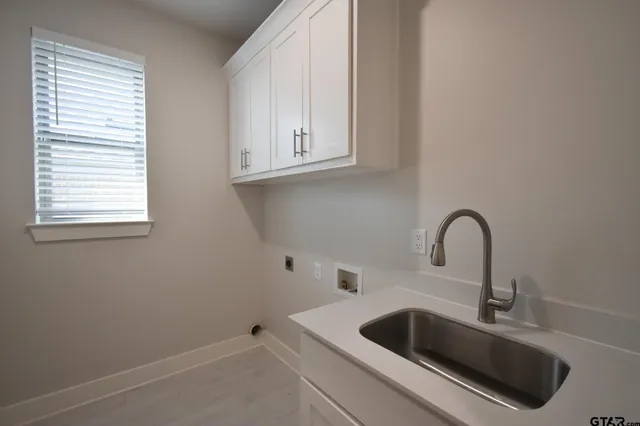 $365,000 | 7012 Hillside Avenue, Tyler, TX 75707