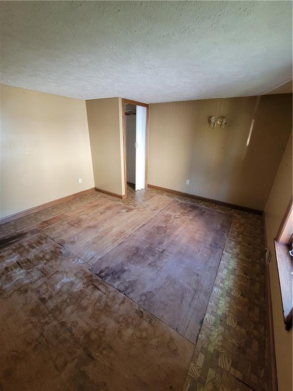 12 Porter Road New Eagle, PA 15067 - Photo 5 of 11 Gallery Image 5
