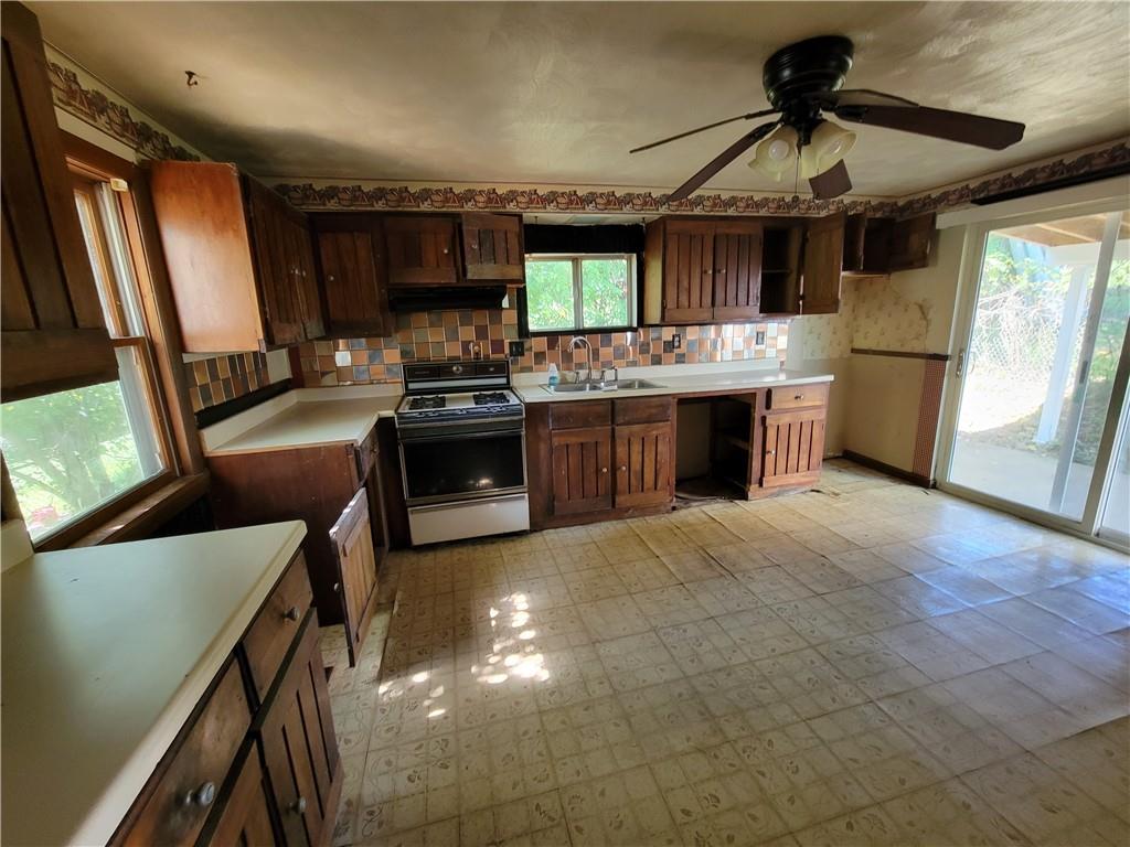 12 Porter Road New Eagle, PA 15067 - Photo 9 of 11 Gallery Image 9