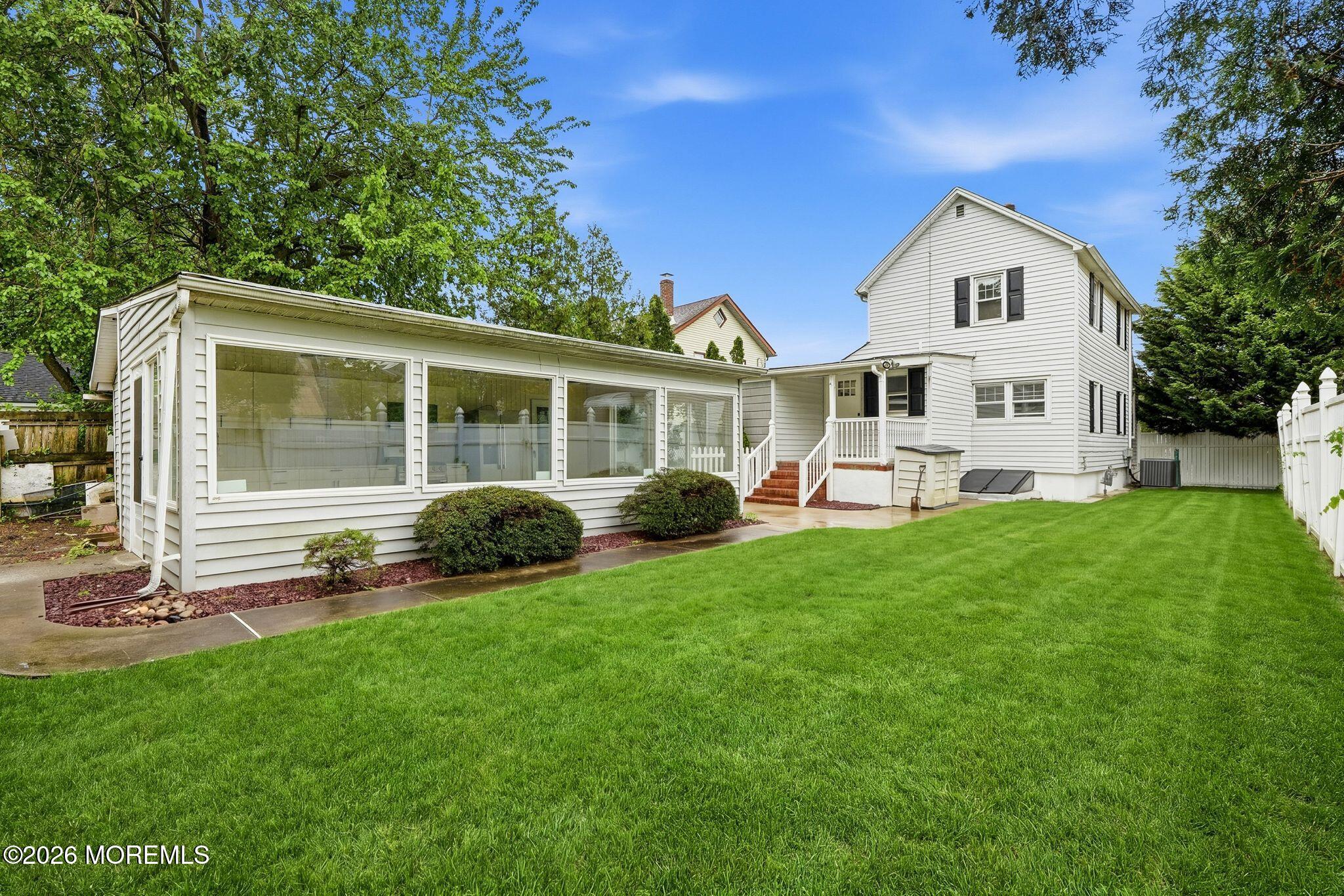 23 Mathiasen Place, Unit 23 Aberdeen, NJ 07747 - Photo 11 of 12 0055af41-77f2-442f-8a22-cf229f2bd42a