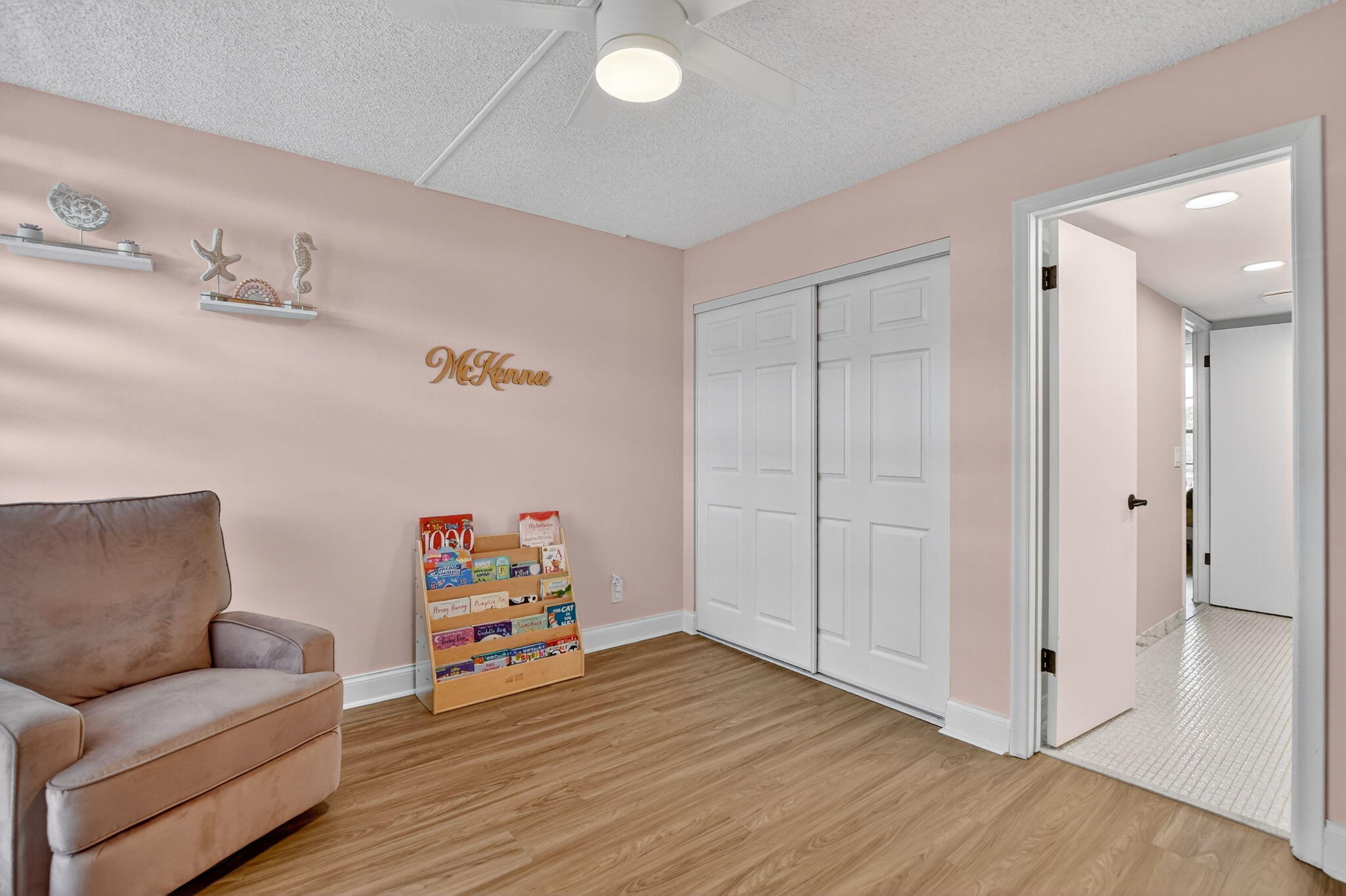 4 Royal Palm Way, Unit 3020 Boca Raton, FL 33432 - Photo 19 of 38 a living room with furniture and a wooden floor