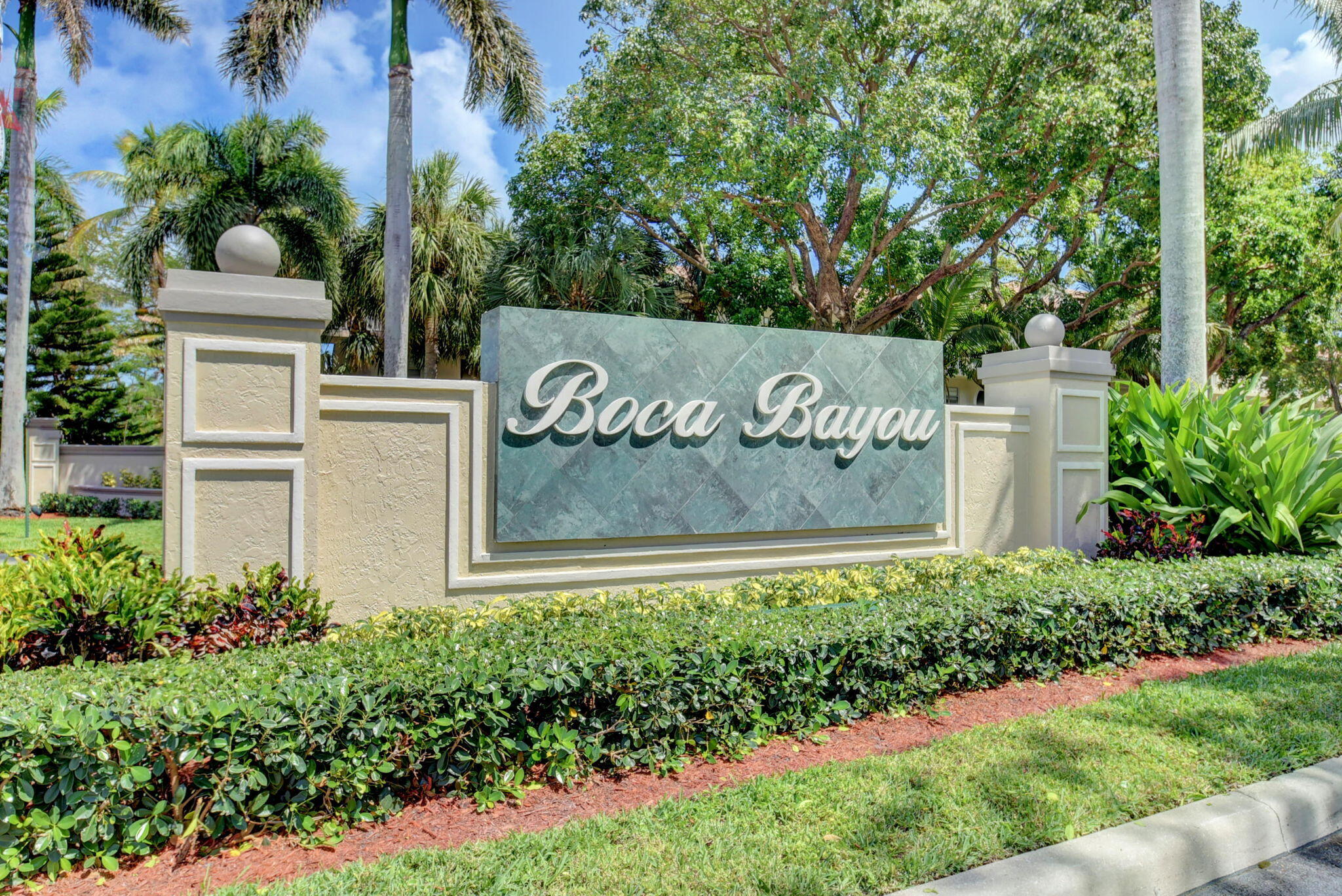 4 Royal Palm Way, Unit 3020 Boca Raton, FL 33432 - Photo 29 of 38 a view of sign board with flower plants