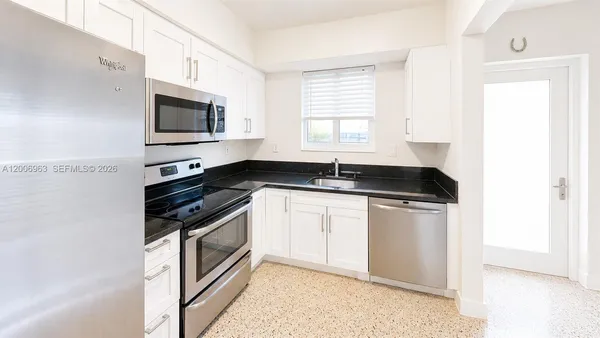 $4,200 | 3630 Percival Avenue, Unit 3630, Miami, FL 33133